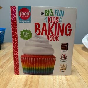 Food Network The Big Fun Kids Baking Book - NEW